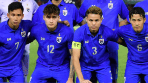 3 ตัวเทพลูกหนัง คืนทัพ